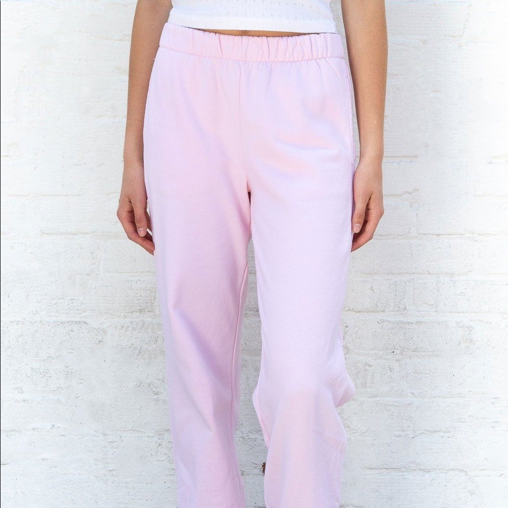 Brandy Melville pink Rosa sweatpants
